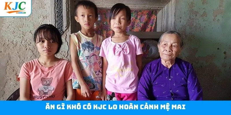 Nụ cười sương gió của ngoại giữa cuộc đời khó khăn Nụ cười sương gió của ngoại giữa cuộc đời khó khăn
